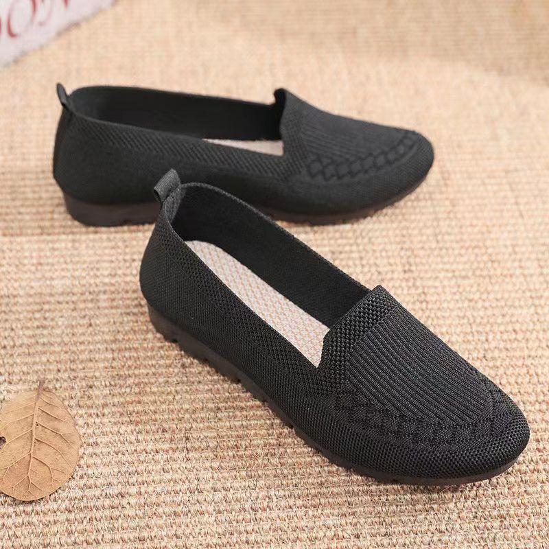 

Women s breathable mesh shoes anti slip flat bottomed shoes for middle-aged and elderly mothers shallow mouth single shoes 40 чёрный