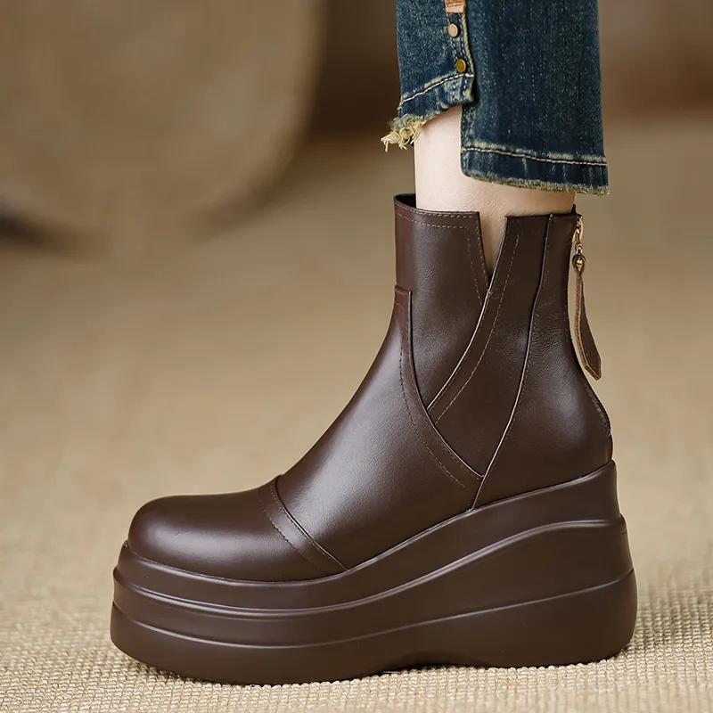 PU 8 Cm Scarpe da Donna Fatte a Mano Autunno e Inverno Pelle Morbida per Aumentare Impermeabile Plateau Suola Morbida Stivaletti Leggeri