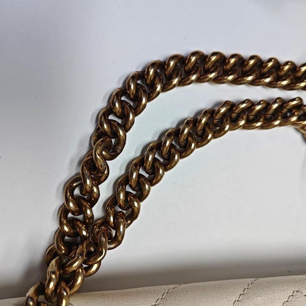 [Pre-Owned] GG Marmont Double G Logo Chain Shoulder Bag - Very Good #FRMCDS