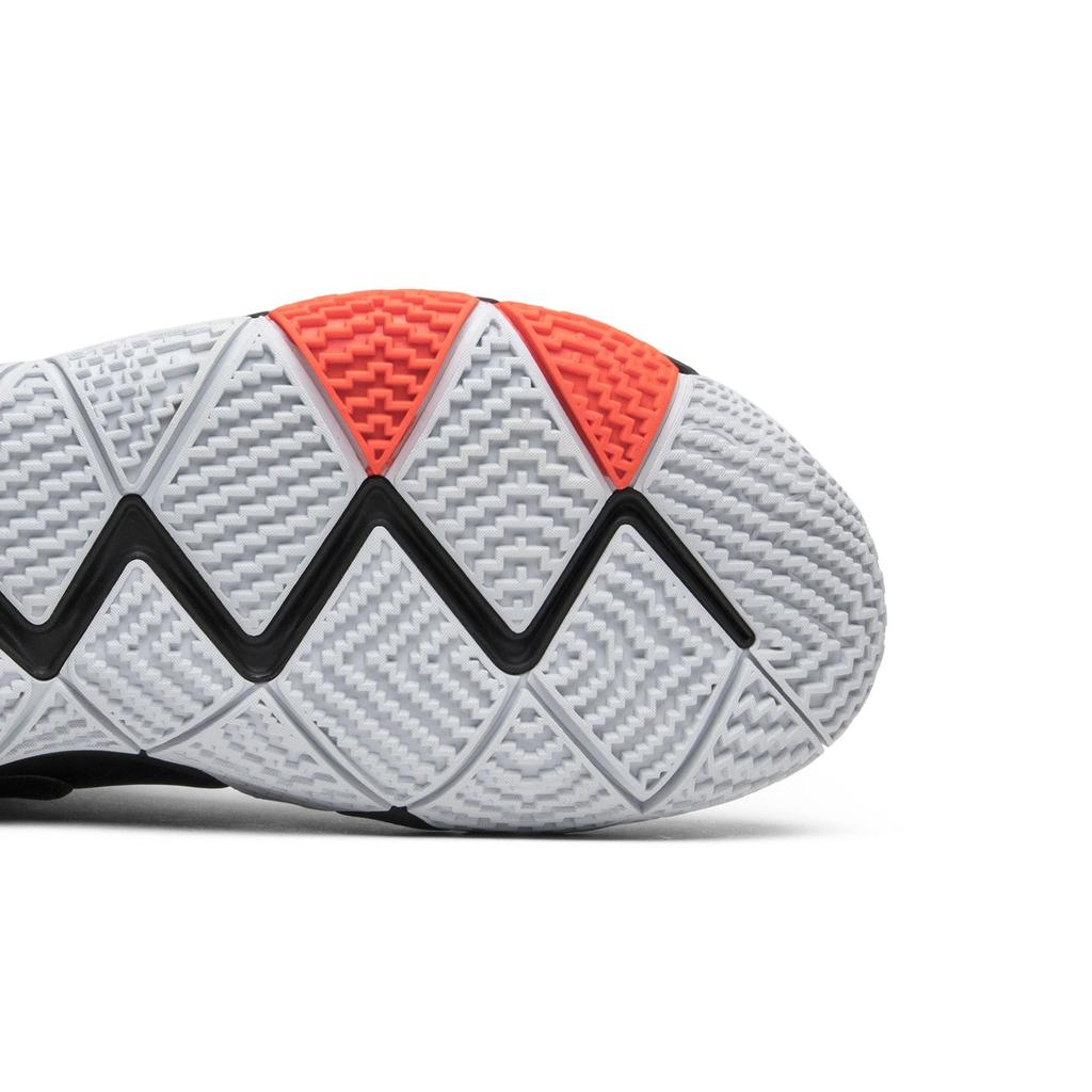 Nike Kyrie 4 EP '41 for the Ages' (Unisex) Black / Dark Grey Basketball Shoes 943807 005