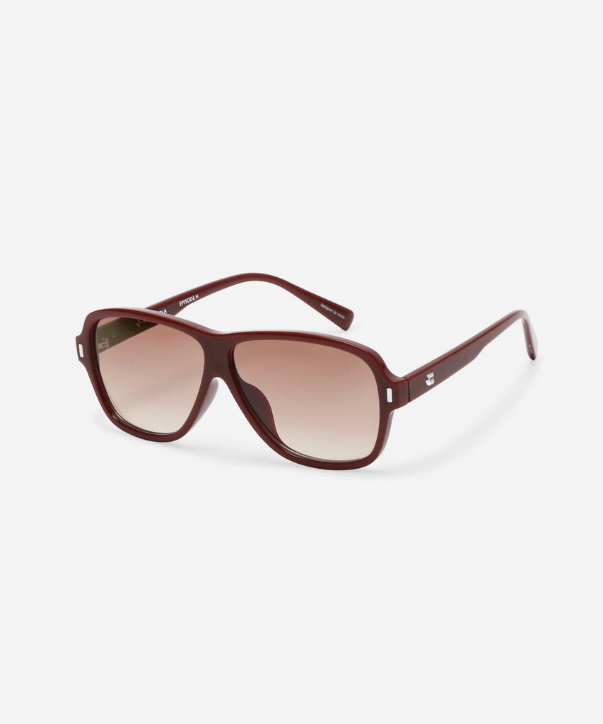 Neotelia Rek · Burgundy