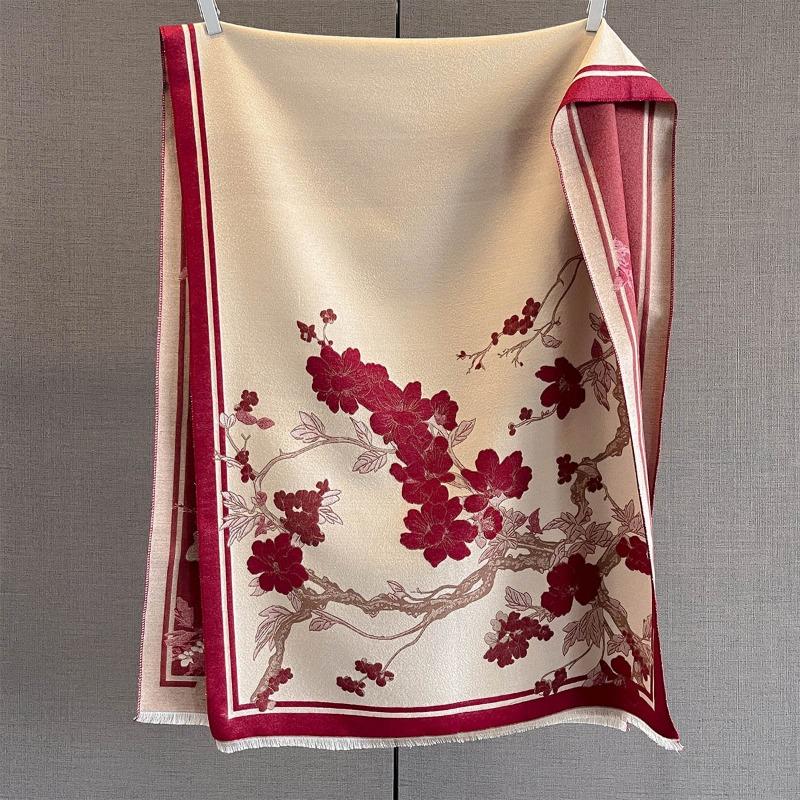 Autumn New Cashmere Tassel Scarf Women's Fashion Age-reducing Jacquard Scarf Warm and Thickened Large Shawl