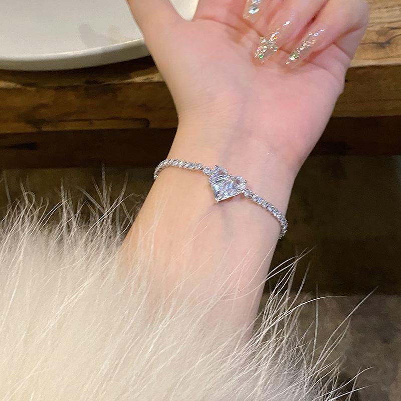 Korean Ins Tide Pearl Bracelet Design Temperament Bracelet Couple Bracelet Hand Jewelry