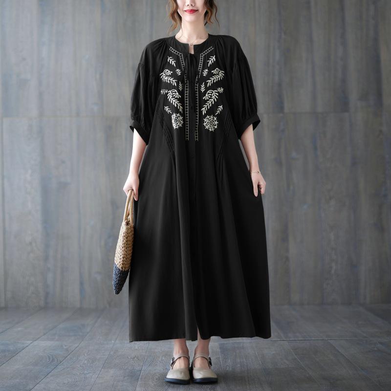 2025 Summer Plus Size Women's Retro Embroidered V-Neck Bell Sleeve Dress