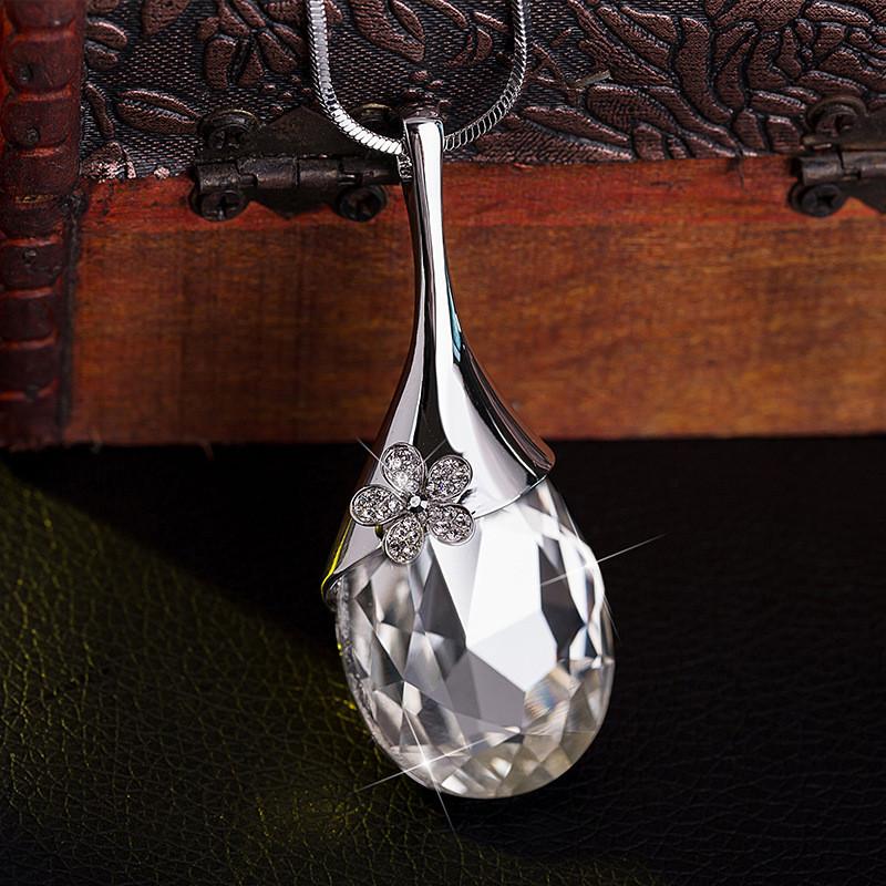 Atemberaubende lange Halskette mit Anhänger aus Kristall in Wassertropfenform im koreanischen Stil für Damen-Schmuck