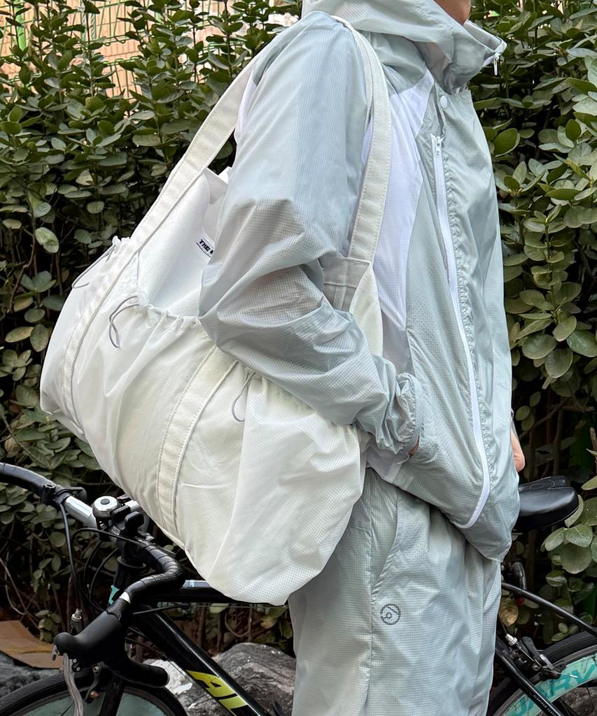 Thewarld C&N Running Outdoor Daily Tote Bag (White)