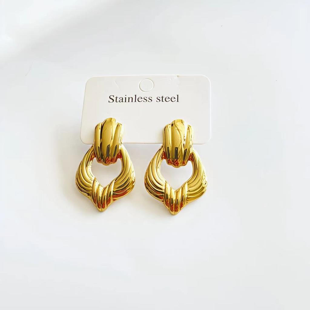 Trendy Personality  Irregular Geometric Heart Shaped Drop Stud Earrings 18 K Gold Plated Stainless Steel Earrings for Woman