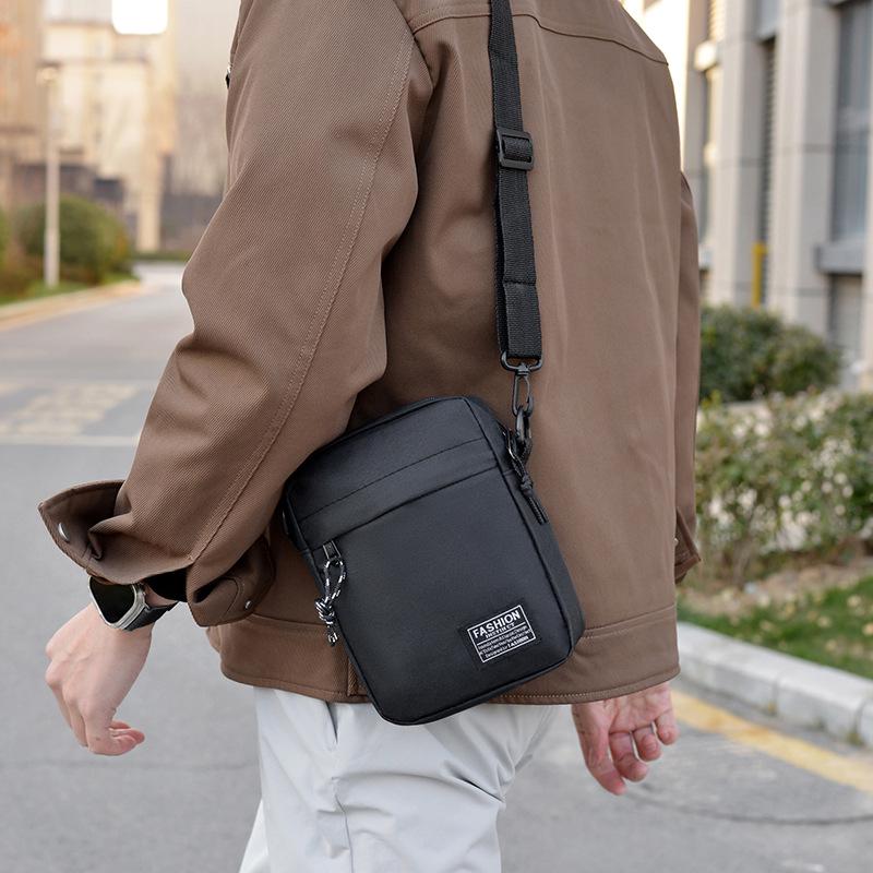 Geantă Versatilă Crossbody și de Umăr pentru Bărbați - Rucsac de Afaceri Multifuncțional din Pânză Oxford