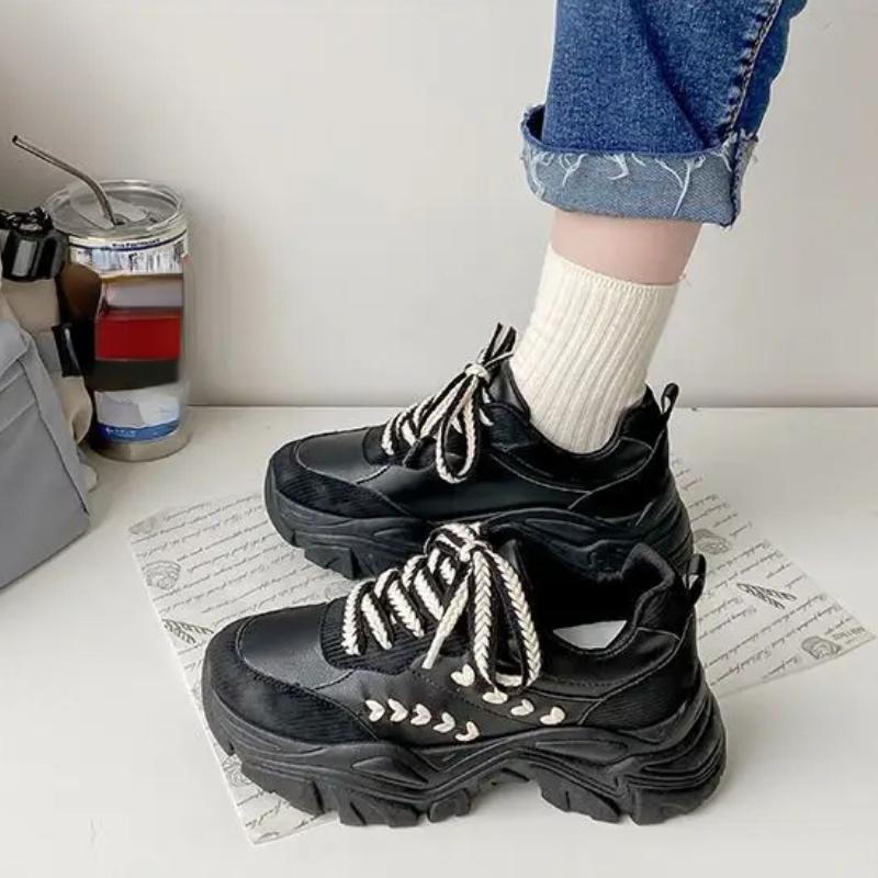 Trendy and Versatile Women's Shoes 2024 New Versatile Breathable Casual Design Sense Women's Vulcanized Shoes Zapatos De Mujer