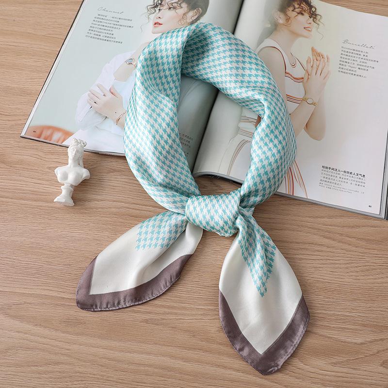 Korean Version of the New Sweet Scarf Versatile Printing Simulation Silk Scarf Retro Thousand Bird Grid Small Square Scarf 71 Professional Small Scarf