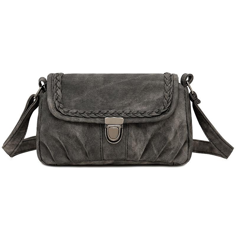 

Compact Cross-body Bag for Traveling and Shopping, Stylish Small Bag for Middle-aged Mothers чорний