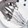 Edelstahl Tafelgeschirr Set 5-teilig Ergonomischer Marmorgriff Besteck Enthält Steakmesser Gabel Löffel Kaffeelöffel Langlebig und Stilvoll für Zuhause Und