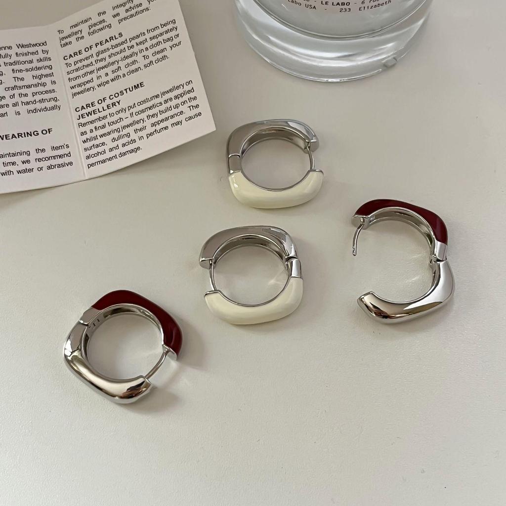 Maillard Minimalistische Weinrote Emaille Quadratische Creolen - Nischendesign & Vielseitiger Schmuck für Damen