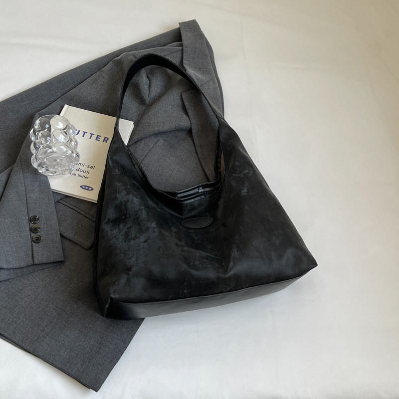 Fashionable Large Capacity Tote Bag For Women Stylish College Backpack For Summer Use