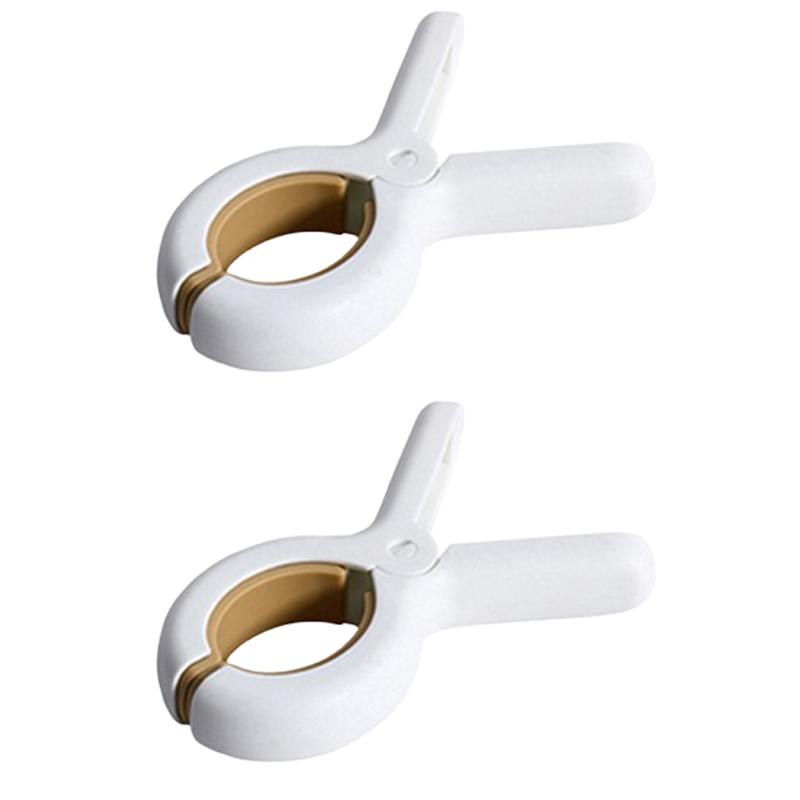 

2/4pcs Beach Towel Clips Sturdy Plastic Hangers for Drying Quilts Windproof Hangers Home Essentials Hangers Clothes Pins