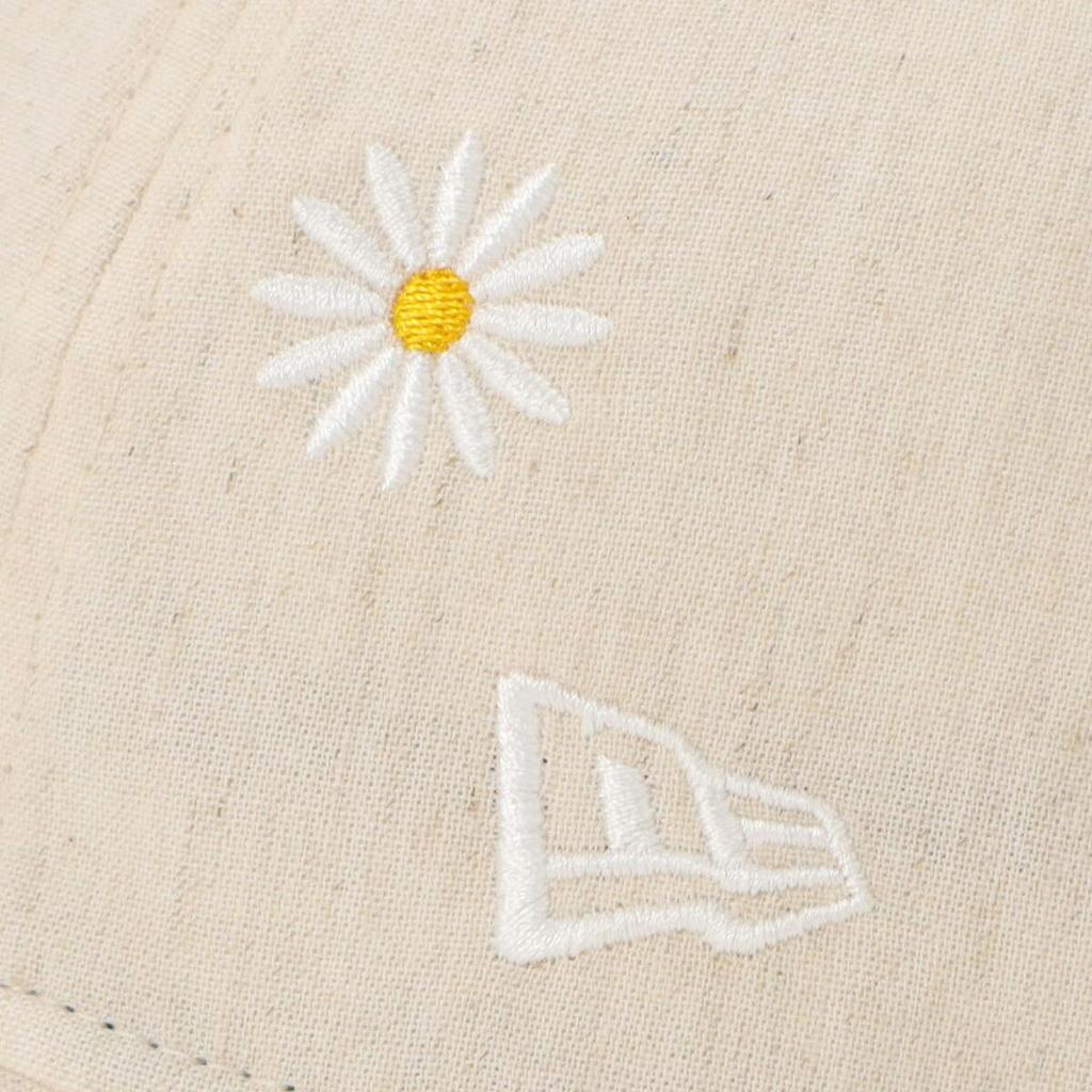 New Era 9TWENTY Long Cap Pattern Flower ONSPOTZ 920 Long Long New Era BB UV Trendy Functional Hat Visor/EasySnap (14693423, NER36C8812), Ivory/Floral