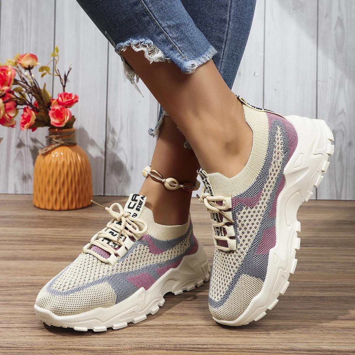 Мода 2024 года женские дышащие летающие тканые кроссовки повседневные туфли на платформе — фото 3