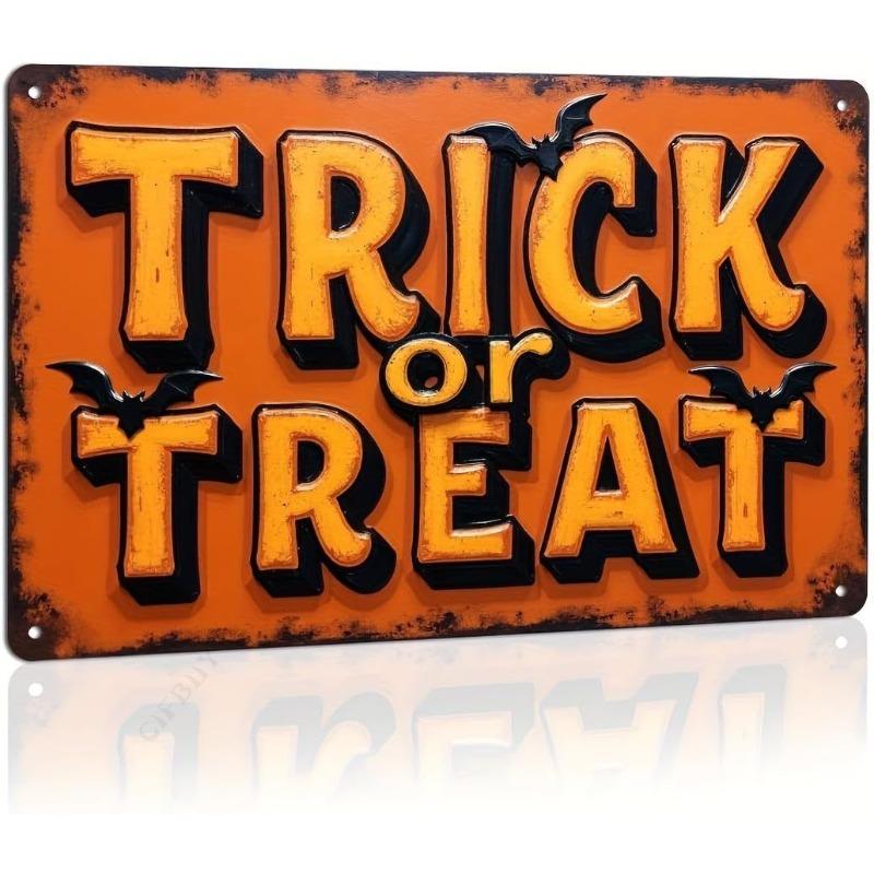 Halloween Metal Wall Sign Spooky Decor 20x30cm