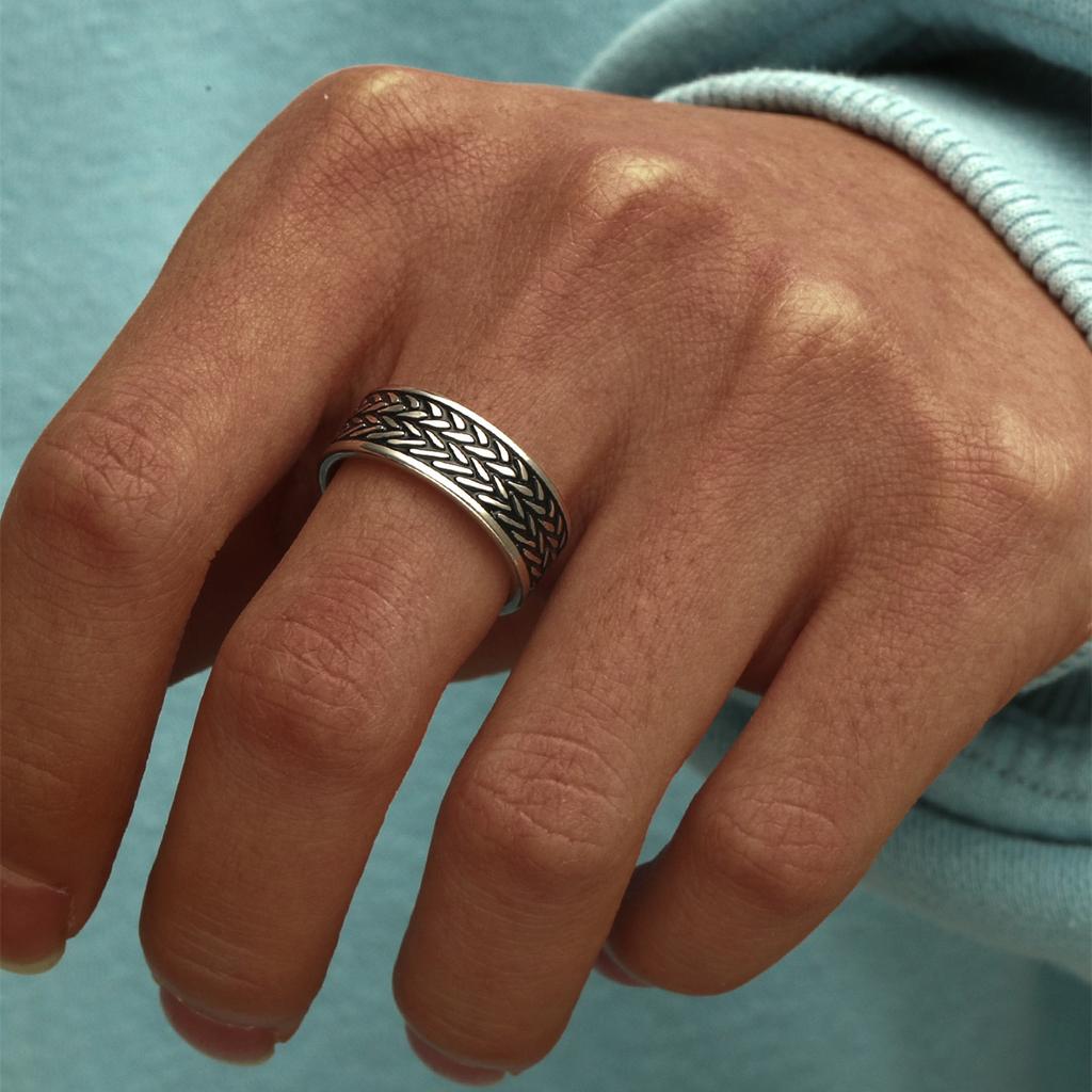 New Vintage 8mm Black Pattern Ring for Men and Women