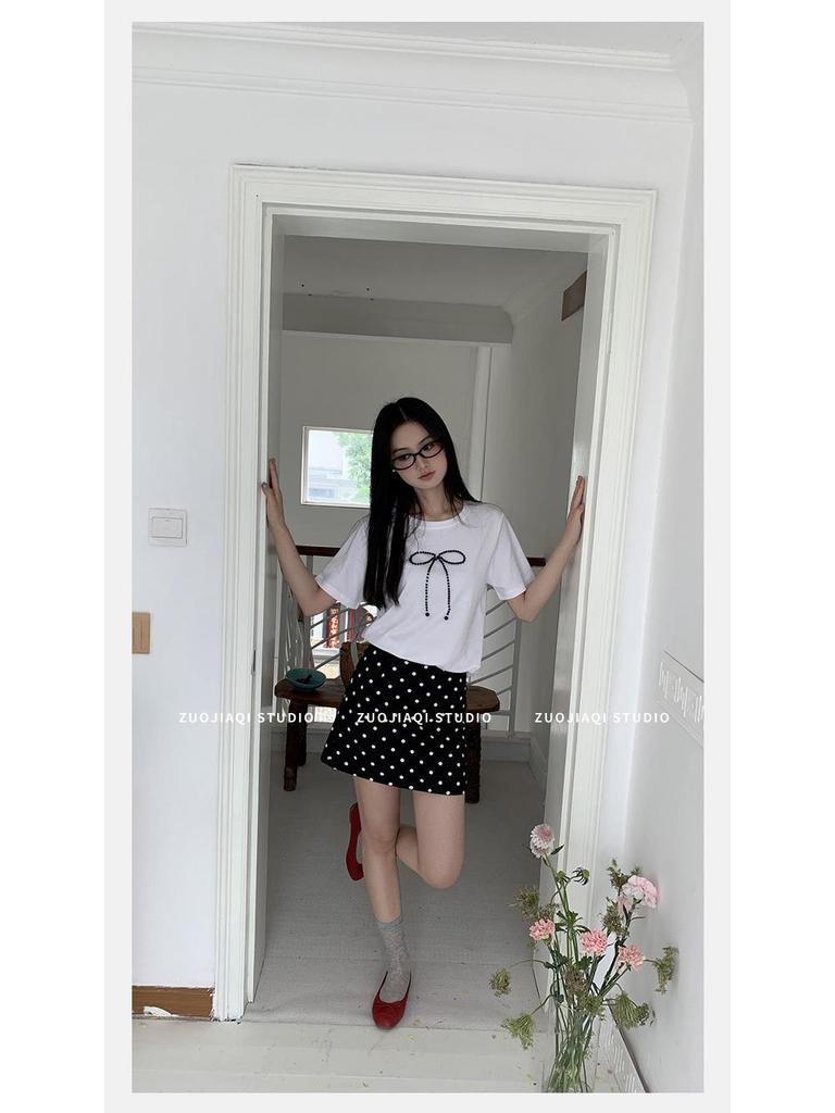 2025 Summer Petite Red Polka Dot A-Line Mini Skirt: Slimming High-Waisted Design for Women
