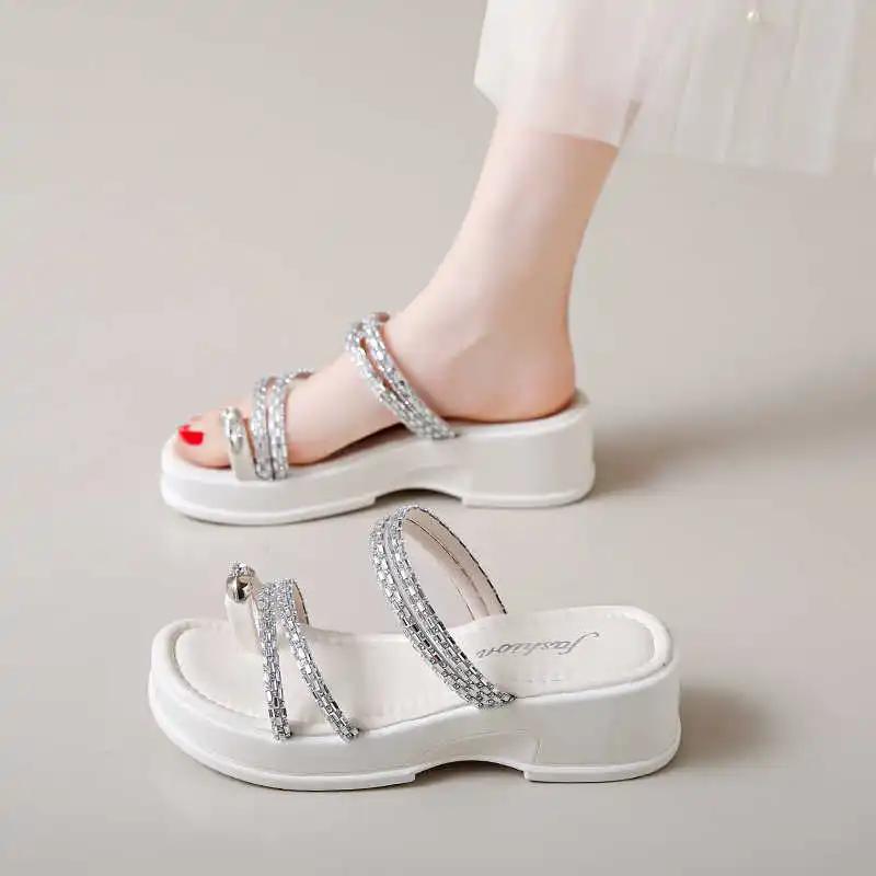 Fashion Slip Resistant Fall Woman Latschen Slippers Ladies Flats Shoes Anti-slip Sandals Sneakers Sports Luxury Brand Deals