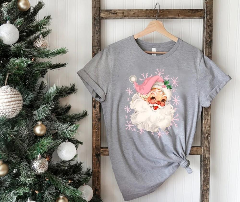 Pink Santa Hat Shirt, Vintage Santa Shirt, Retro Pink Santa Shirt, Classic Chris Unisex T-Shirt L