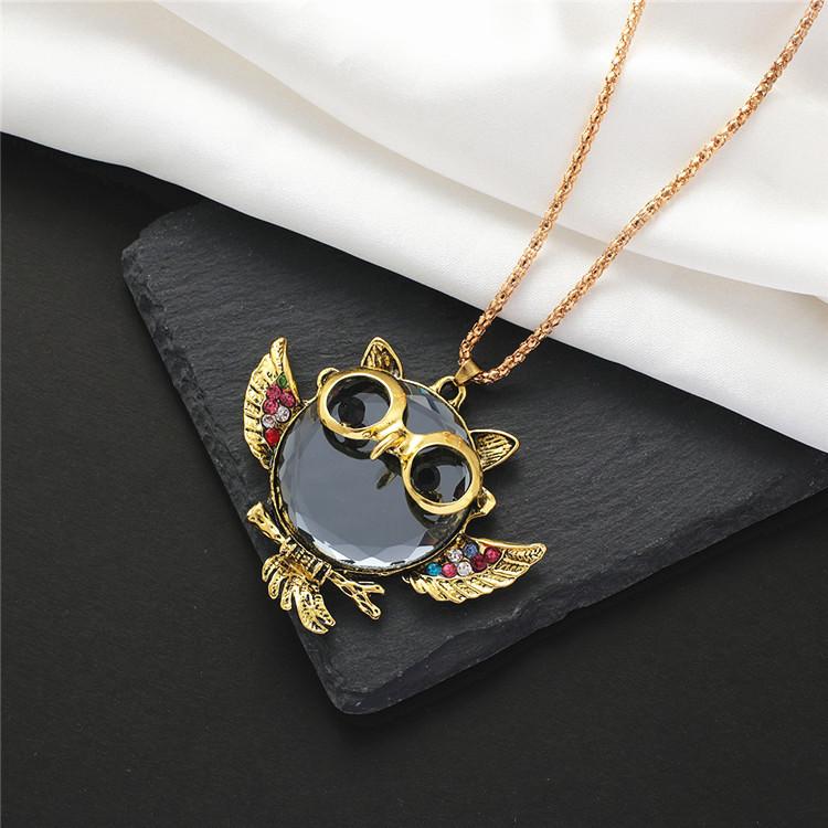 Owl Pendant Necklace for Women Colorful Vintage Style Minimalist Elegant Fashion Jewelry European American Trend Gift
