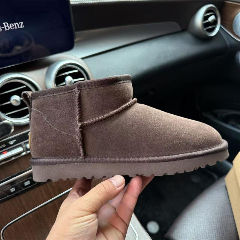 Short snow boots women's cowhide waterproof velvet cotton boots mini sheepskin fur integrated shoes warm and non-slip