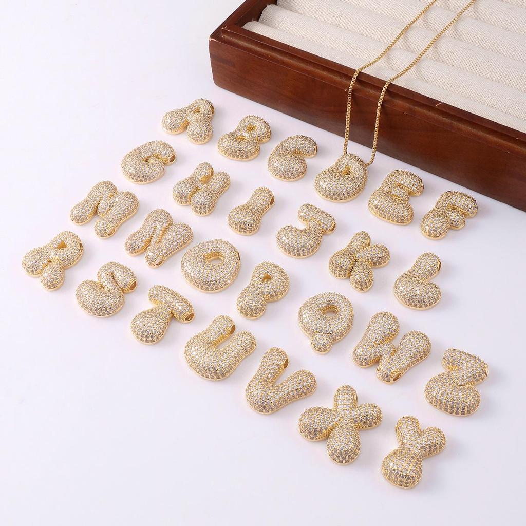 Copper-Inlaid Zircon Plump Letter Pendant Necklace - Cute & Versatile Clavicle Chain