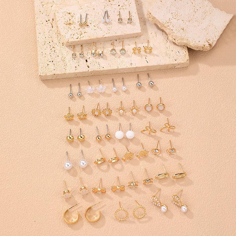 Minimalist Ushaped Zinc Alloy Ear Cuff For Women With Geometric Design