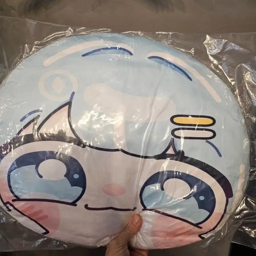 Stellarive Tabi Close-up Cushion