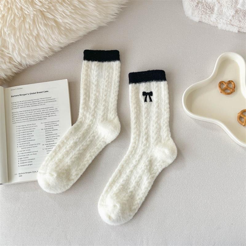 

1/5 Pairs Sweet Bow Socks Autumn Winter Thickened Warm Socks Women S Mid-Calf Versatile Simple Socks Girls Home Sleep Sock Gift чёрный