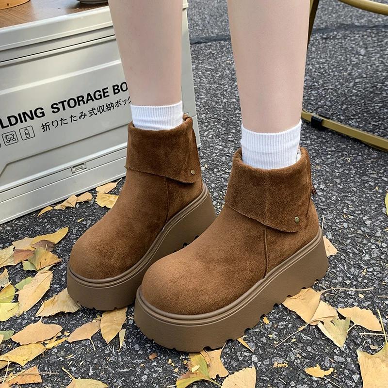 Fashion Winter New Thick Snow Boots Women's Round Head Suede Rivet Back Zipper Anti-slip Wear-resistant Short Boots