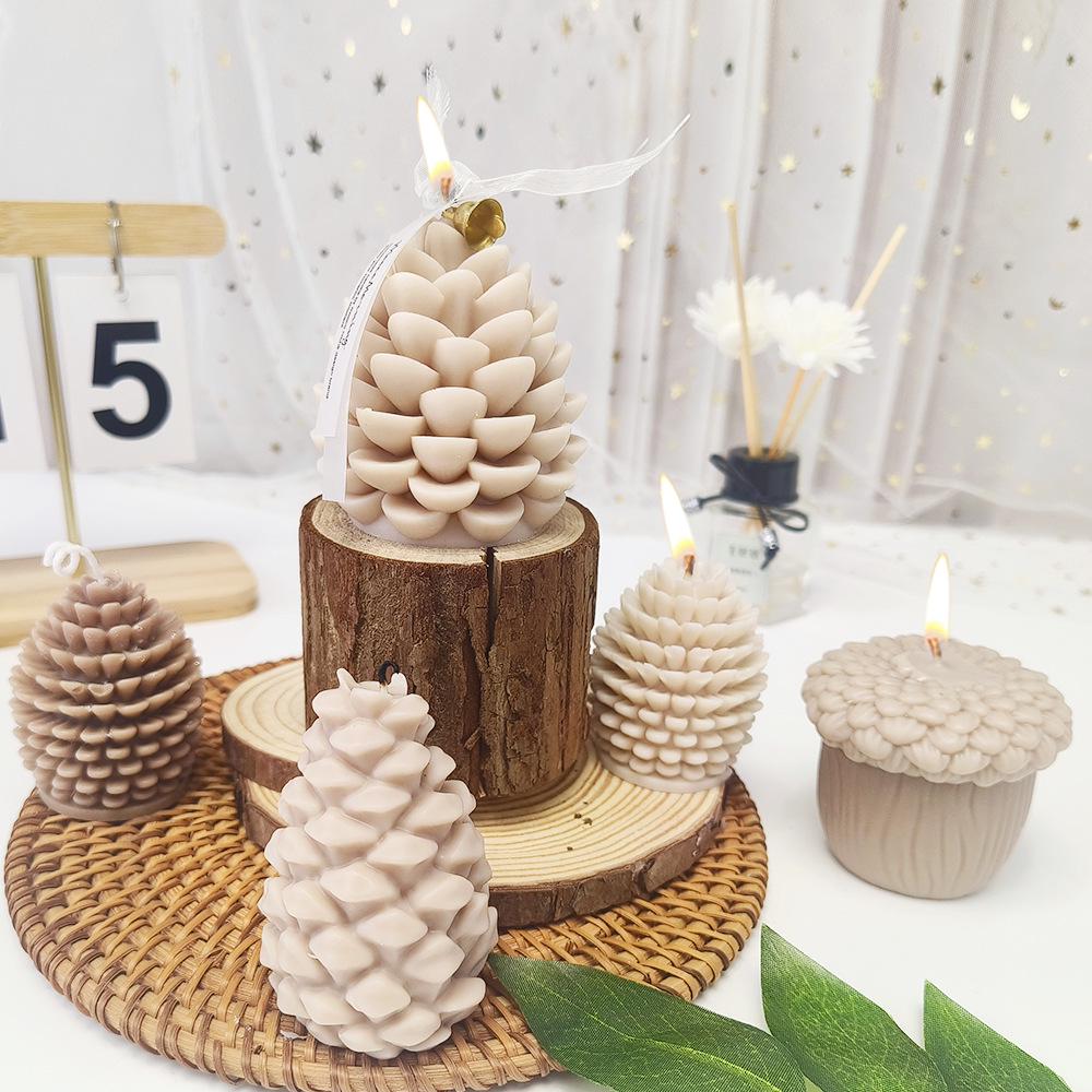 Stampo in Silicone Pigna 3D per Candele di Natale e Decorazioni da Forno
