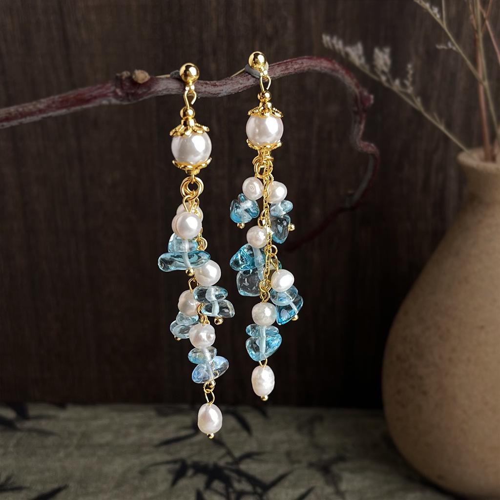 Elegant Chinese Style Freshwater Pearl and Crystal Tassel Earrings for Beach Vacations