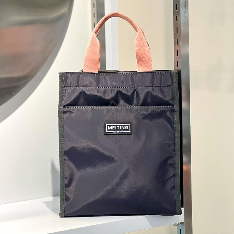 New large contrasting color portable lunch box bag, student carry bento bag at work, make-up bag, file bag, hand carry mommy