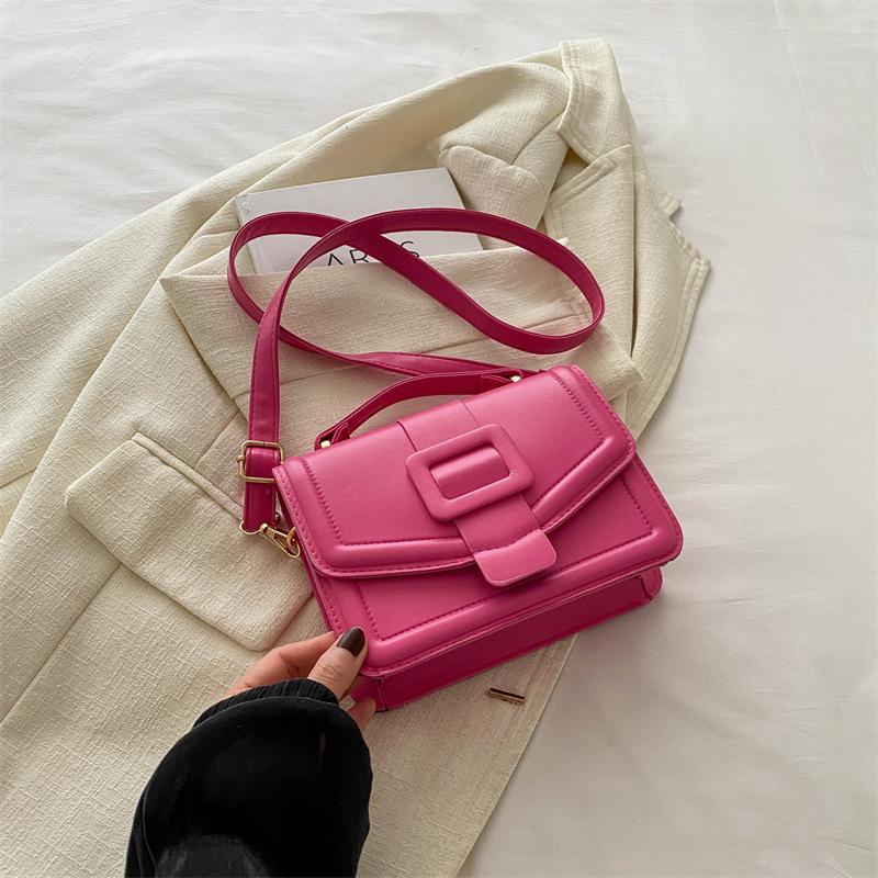 

Retro portable small square bag 2024 summer new fashion shoulder bag fashion simple messenger bag fashion commuter bag