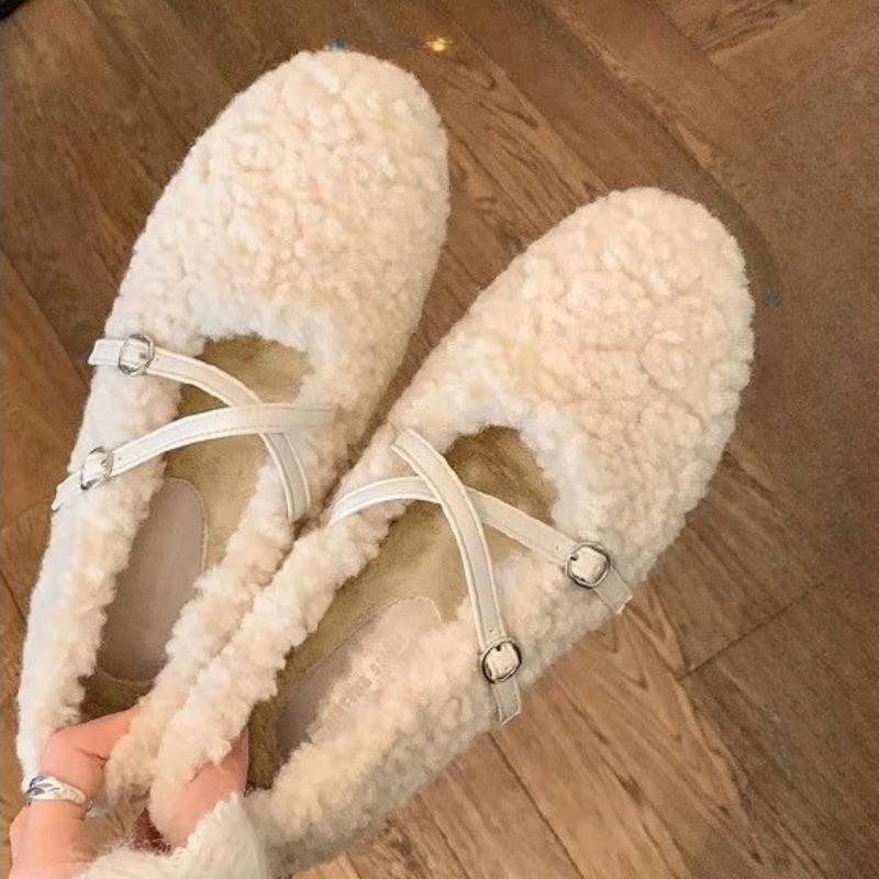 Flats Women Shoes Suede Fur Casual Sneakers Trend New Loafers 2025 Short Plush Winter Walking Buckle Woman Zapatos Mujer