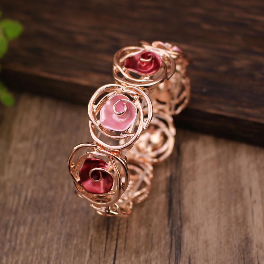Enamel hollow rose elastic bracelet with high-end feel, ladies' Valentine's Day rose bracelet