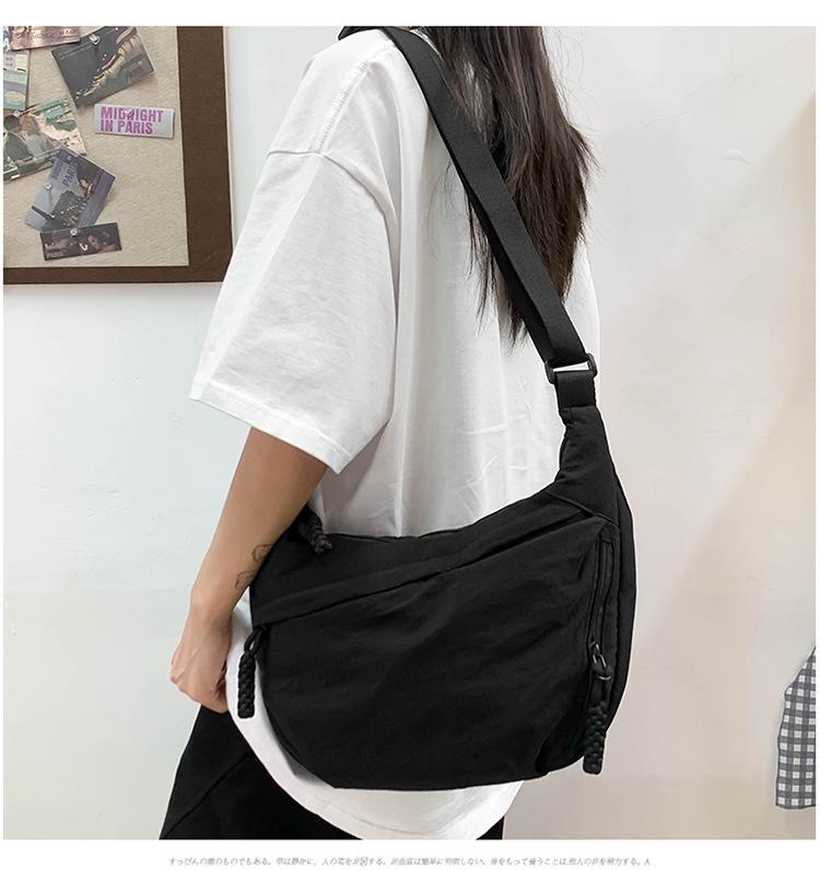 Japanese Style Large Capacity Nylon Crossbody Bag for Female Students