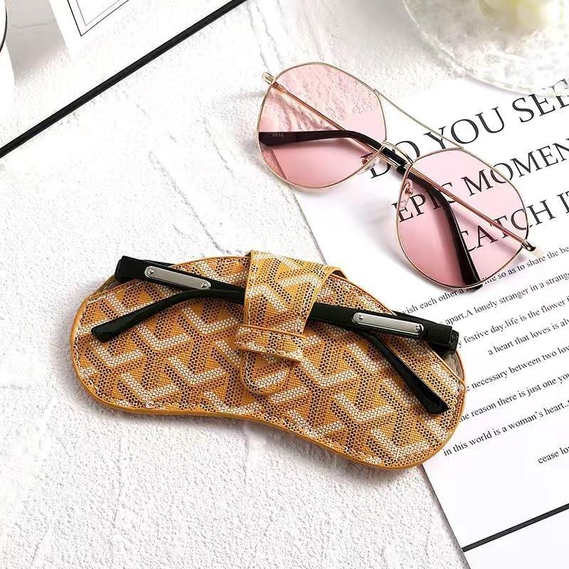 1Pc New Design PU Leather Glasses Case Presbyopic Glasses Case Portable Storage Bag for Women and Men with Lanyard Small Gifts