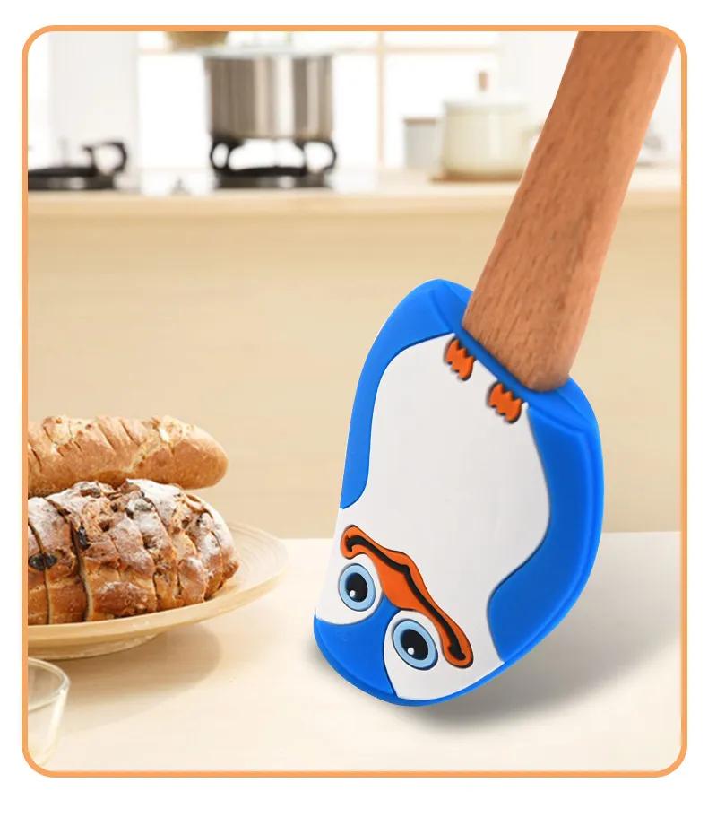 Creative Penguin Silicone Smooth Spatula Wooden Handle Cream Spatula Cake Decoration Cream Cake Spatula Baking Tool Accessories