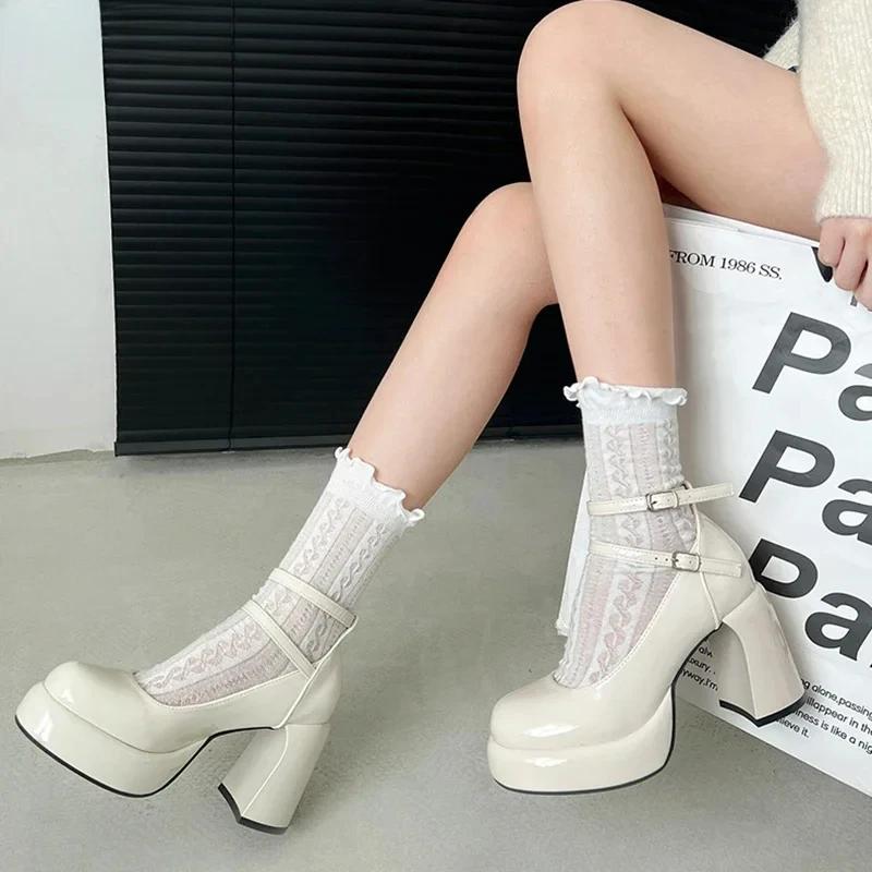 Designer Women Nightclub Pumps Fashion Cross Strap Buckle Shoes 2025 New Spring Autumn Wedding Party Shoes