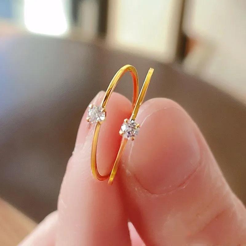 Minimally four claw inlaid small single diamond ring for women slim design The ring opening can be adjusted for  gifts