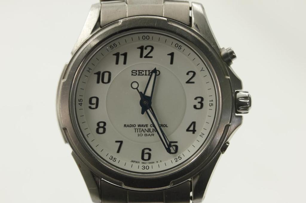 [USED] SEIKO 5B21-0AB0 Radio-Controlled Watch, Titanium, 10 ATM Water Resistance, Battery Replaced