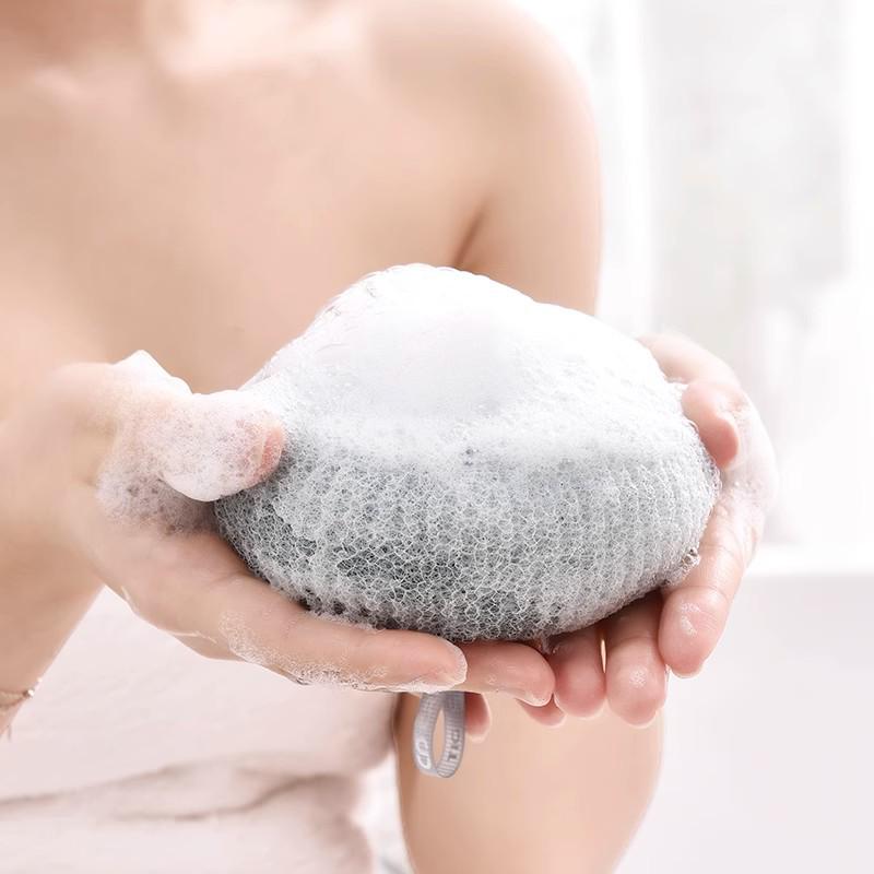 Suction Cup Bath Ball: Non-Dispersing Bath Flower for Gentle Rubbing & Massage - Cute, Soft Foaming Bath Towel