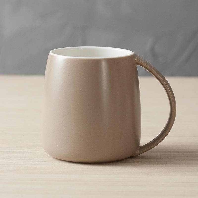 Large Capacity Simple Ceramic Water Cup Creative Mug with Handle Porcelain Drinkware Office Meeting Couple Student Mug