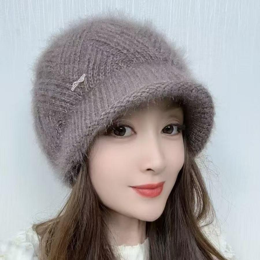 New Winter Fashion Women's Warm Hat - Middle-aged and Elderly Ladies' Earflap Beanie
