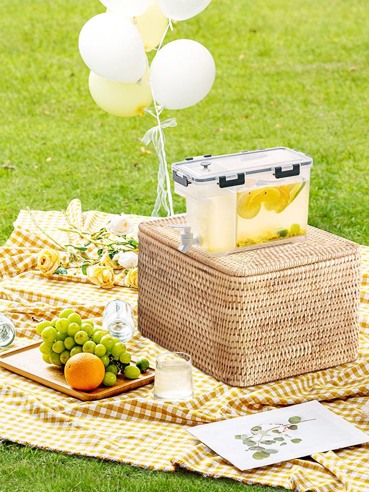 3.5L Refrigerator Cold Kettle with Spigot Drink Dispenser Iced Juice Lemonade Container For Famaily Party Daily Use