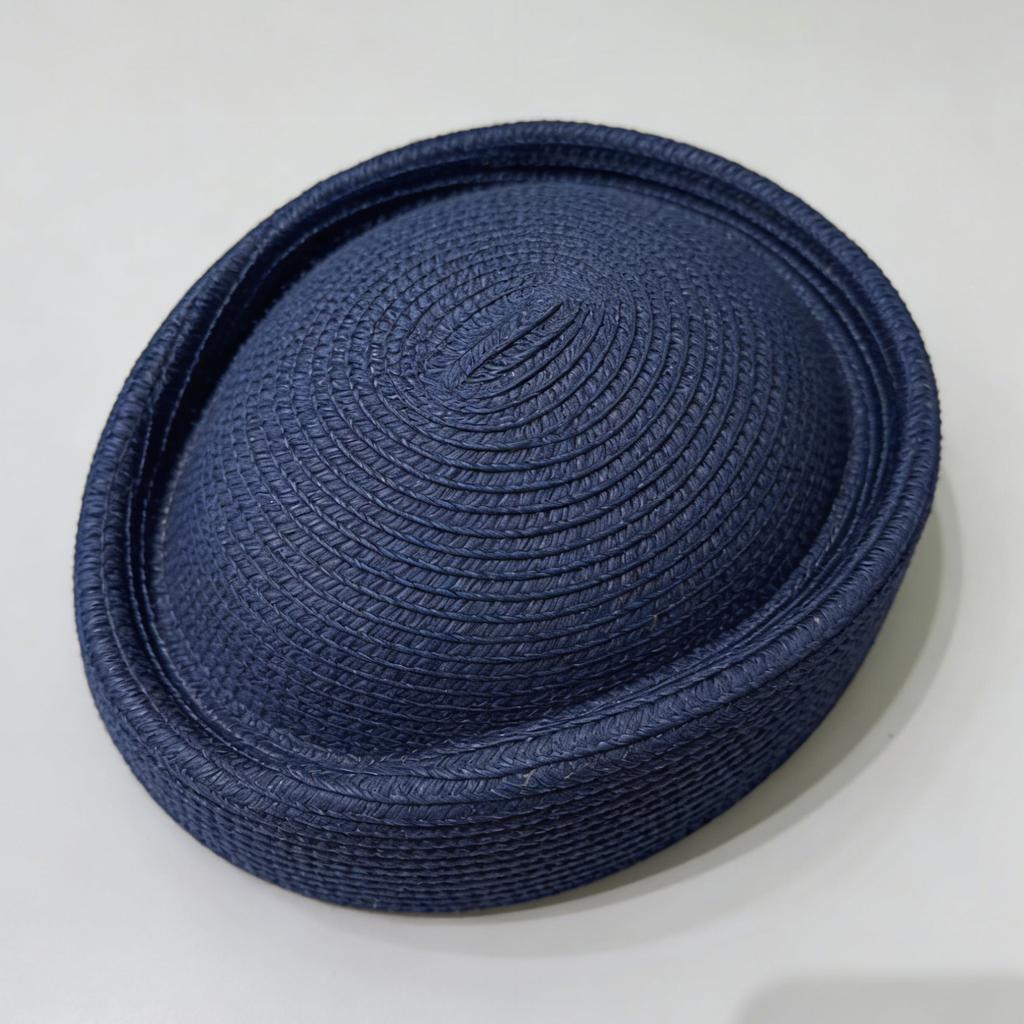 2026 Summer Paper Straw Uniform Party Stewardess Teardrop Hat for Women Hostess Fashion Pillbox Hat Vintage Painter Berets Hat